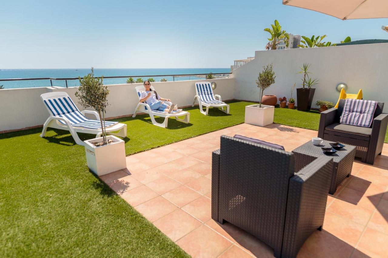 Appartement Makenzy Seaview Penthouse à Larnaca Extérieur photo