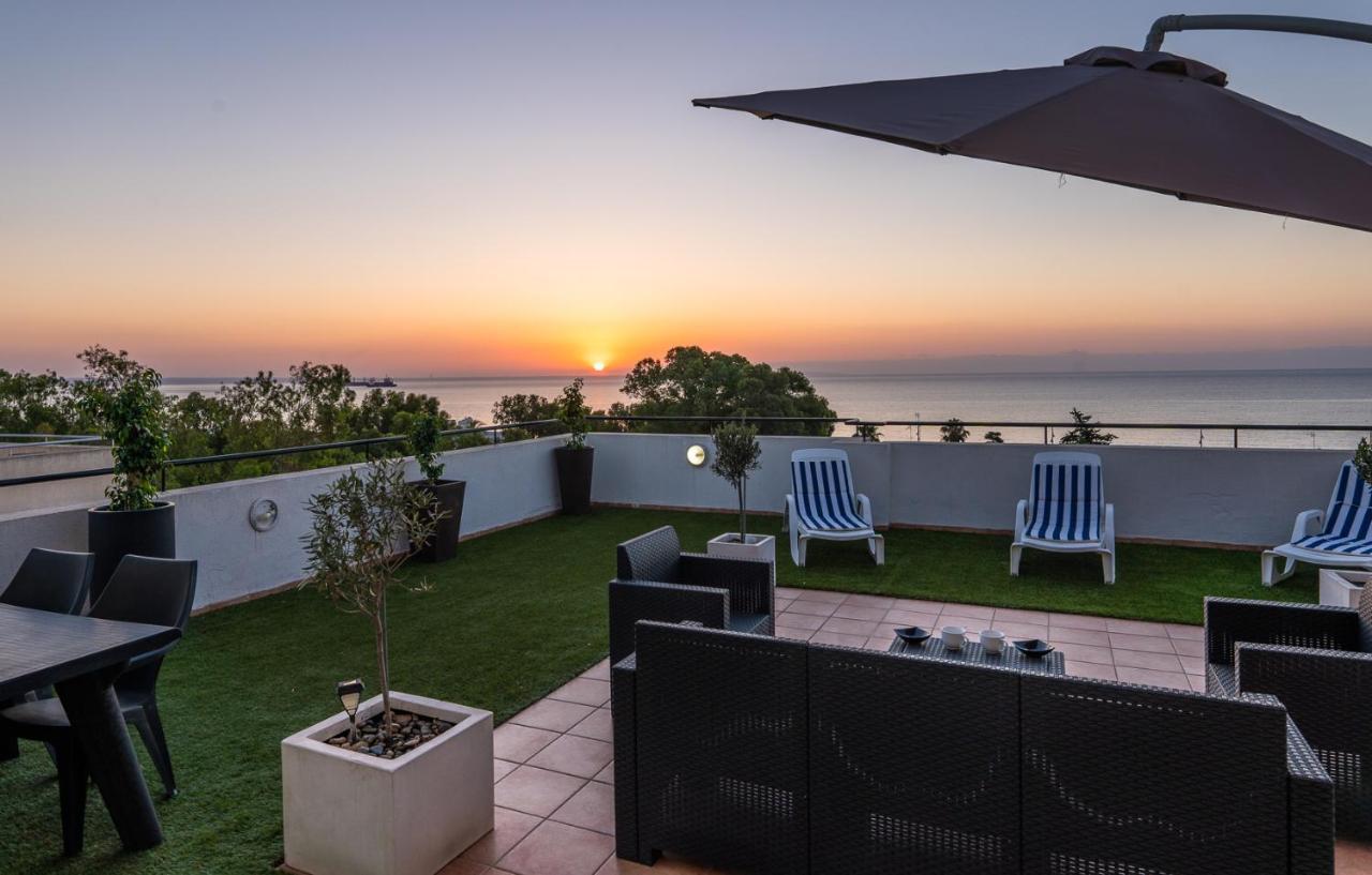 Appartement Makenzy Seaview Penthouse à Larnaca Extérieur photo