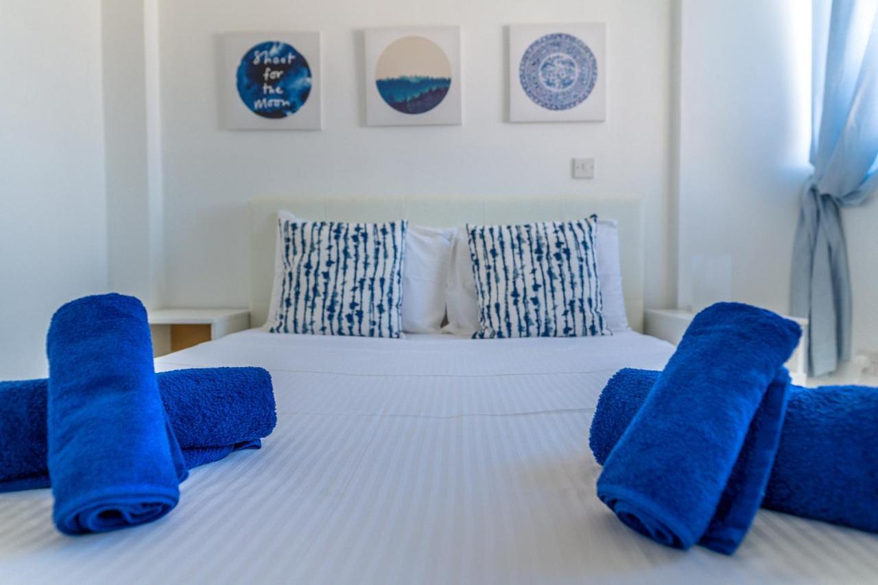 Appartement Makenzy Seaview Penthouse à Larnaca Extérieur photo
