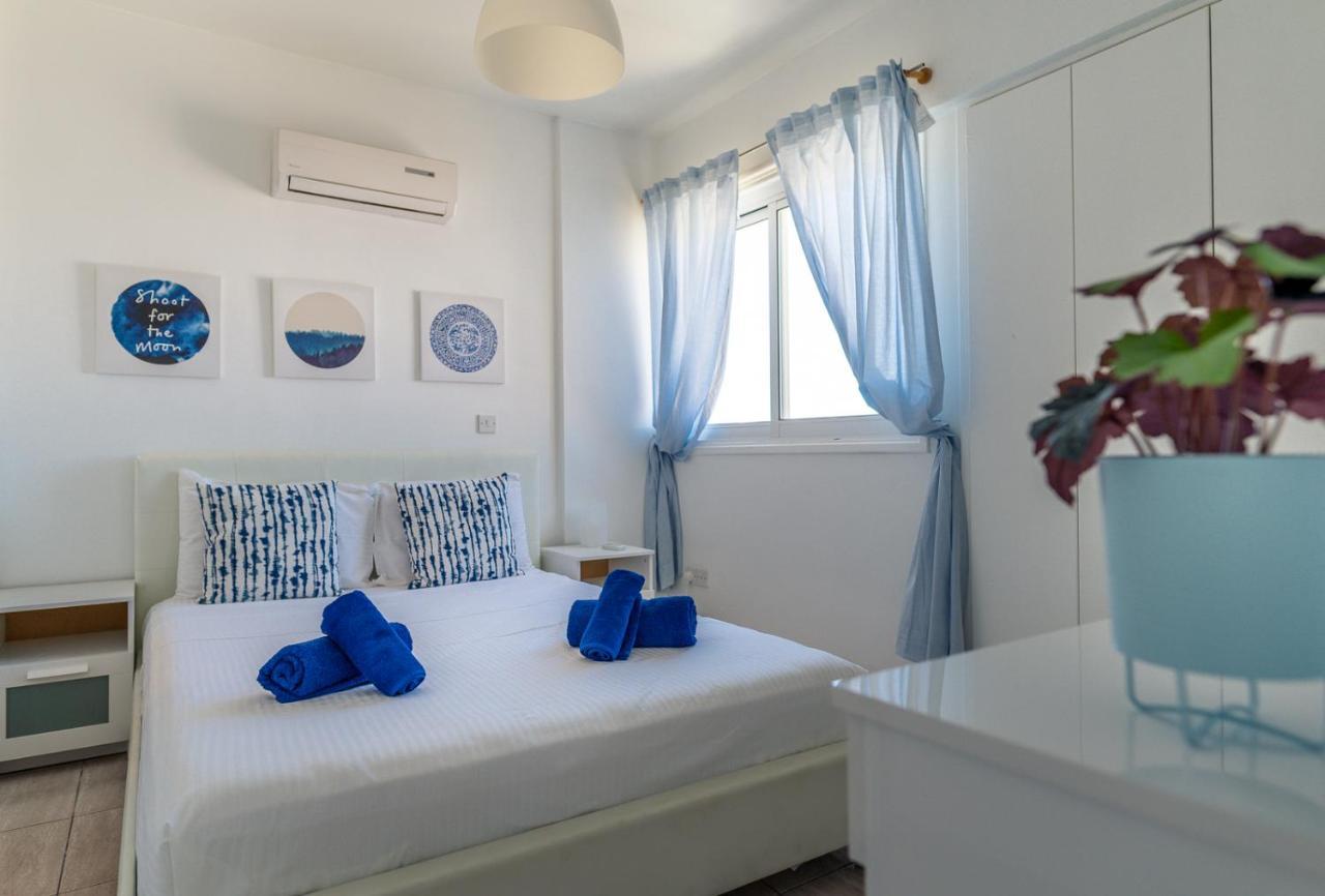 Appartement Makenzy Seaview Penthouse à Larnaca Extérieur photo