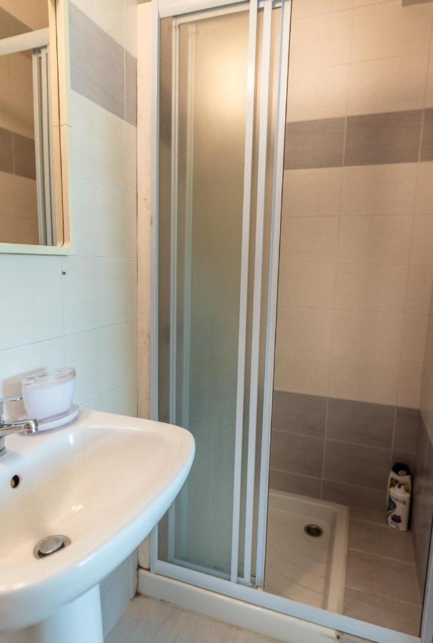 Appartement Makenzy Seaview Penthouse à Larnaca Extérieur photo